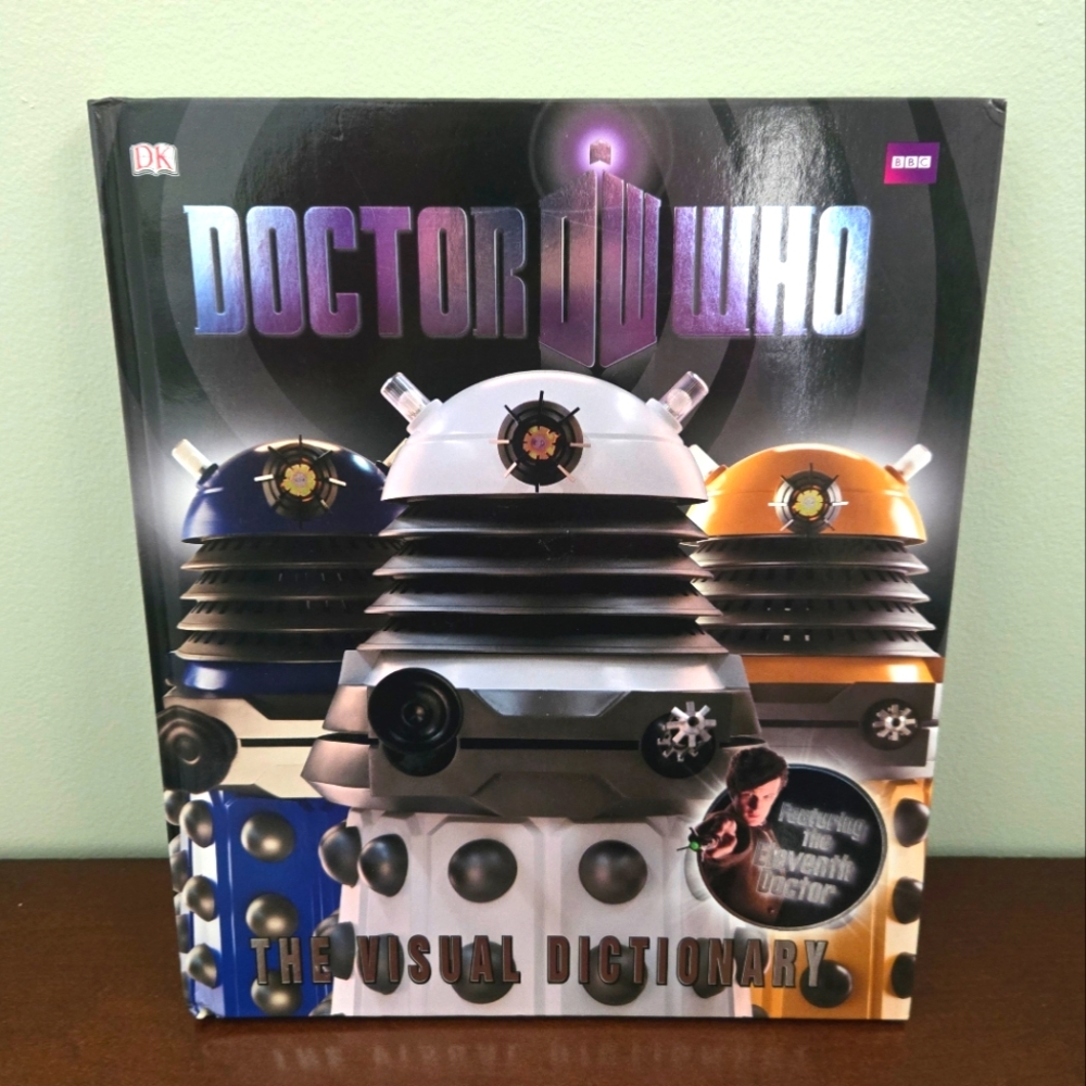 Doctor Who The Visual Dictionary Hardback Book